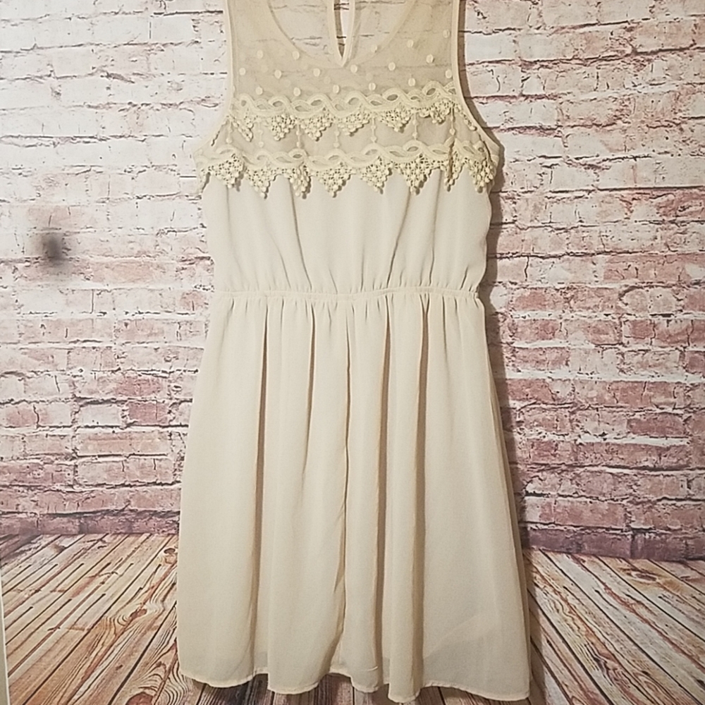 Doe & Rae dress - Picture 6 of 8